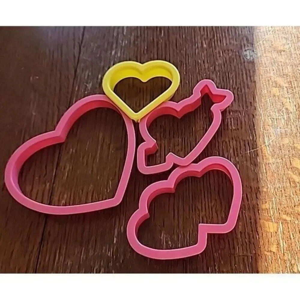 Wilton cookie cutters